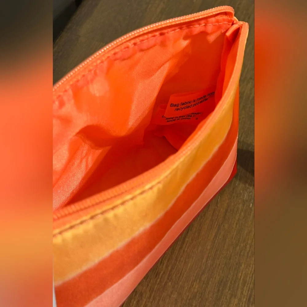 CLINIQUE 5 Piece Set NEW! - Picture 5 of 17